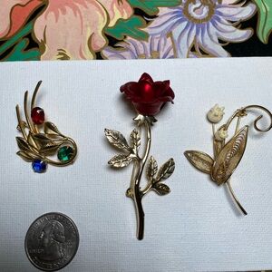 Vintage flower Brooches